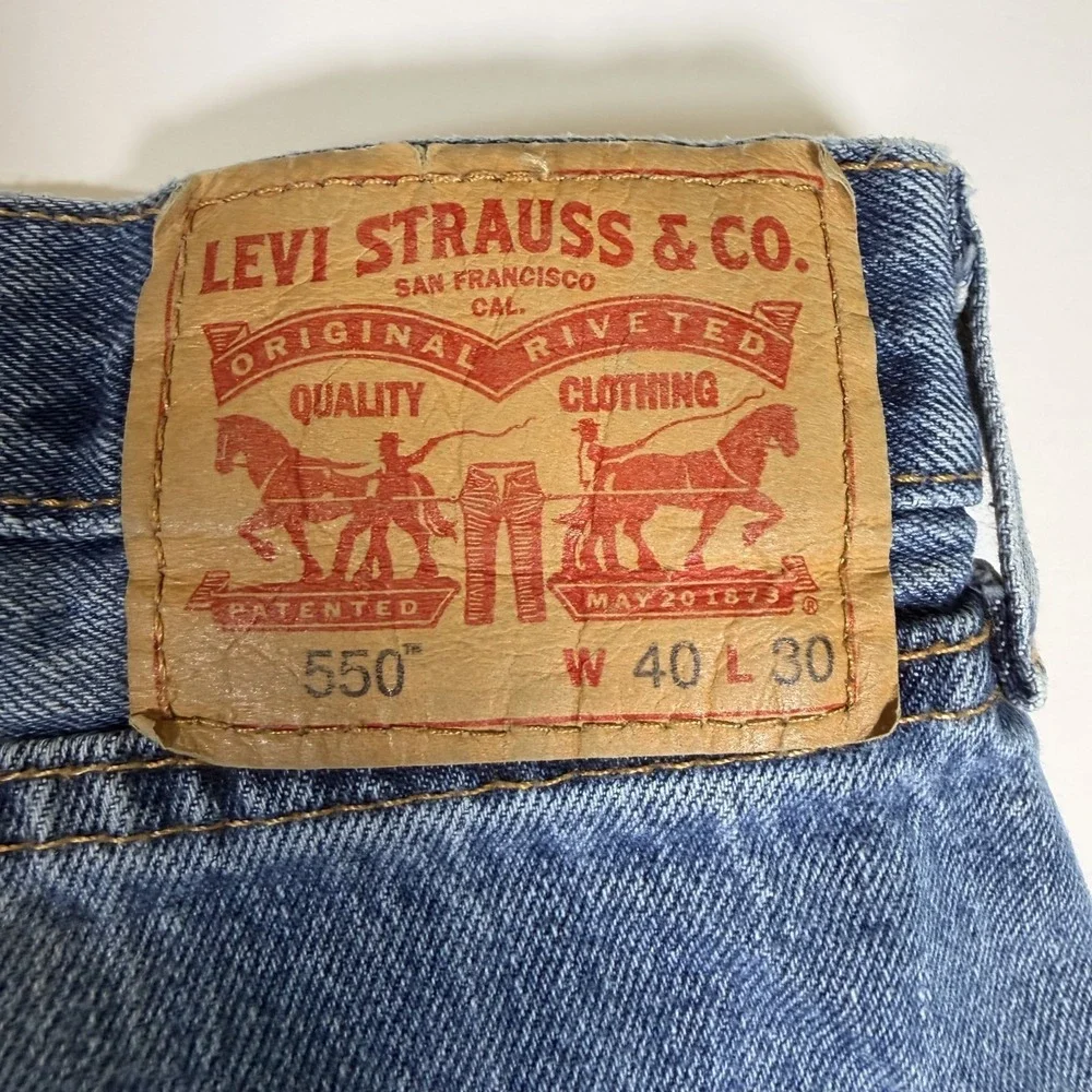 Levi's 550 Men 40x30 Blue Denim Whiskered Red Tab Low Waist Stretch Straight Leg